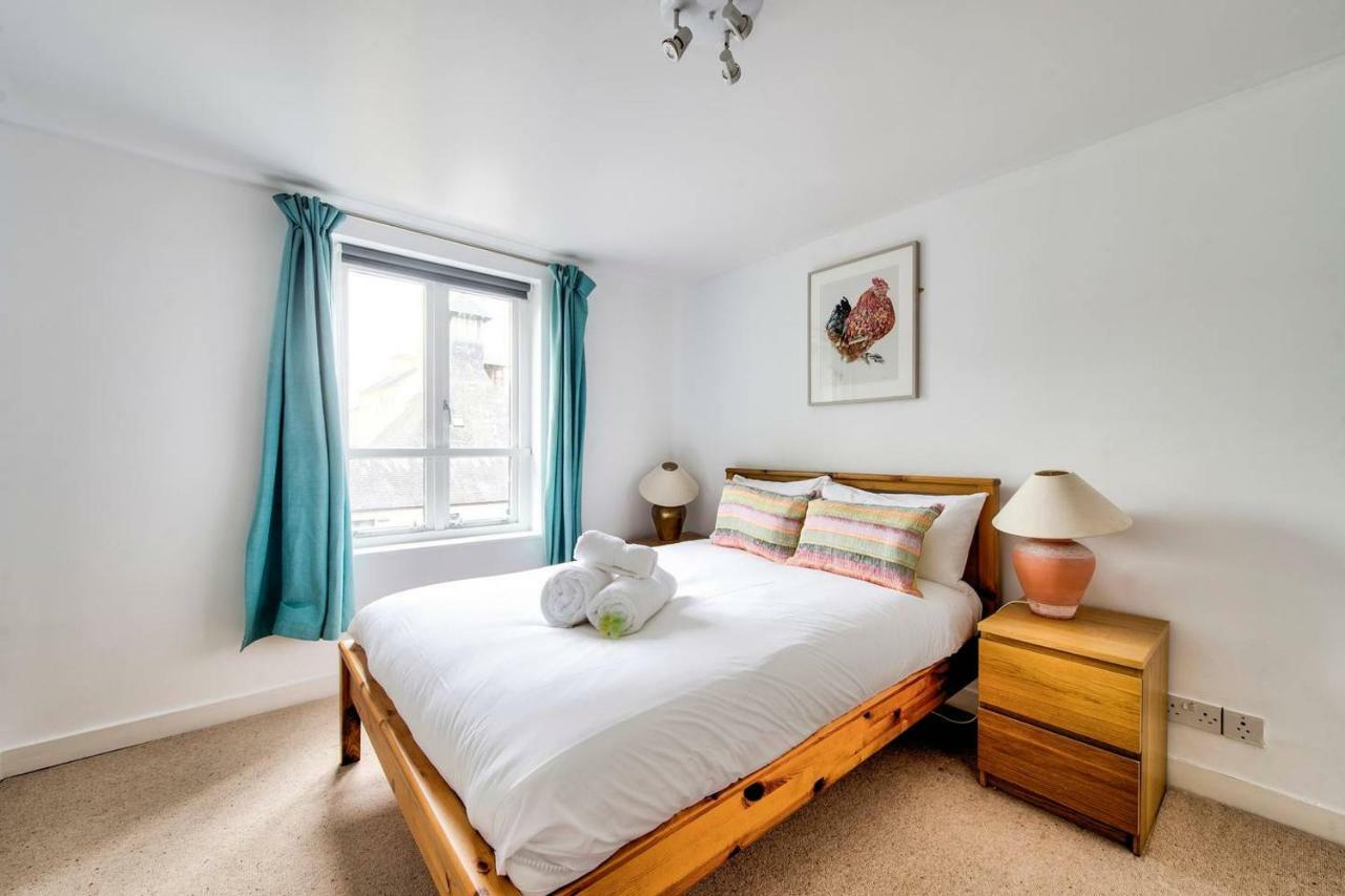 Altido Ultra Stylish Calton Road Apt W/ Parking EDI Exterior photo