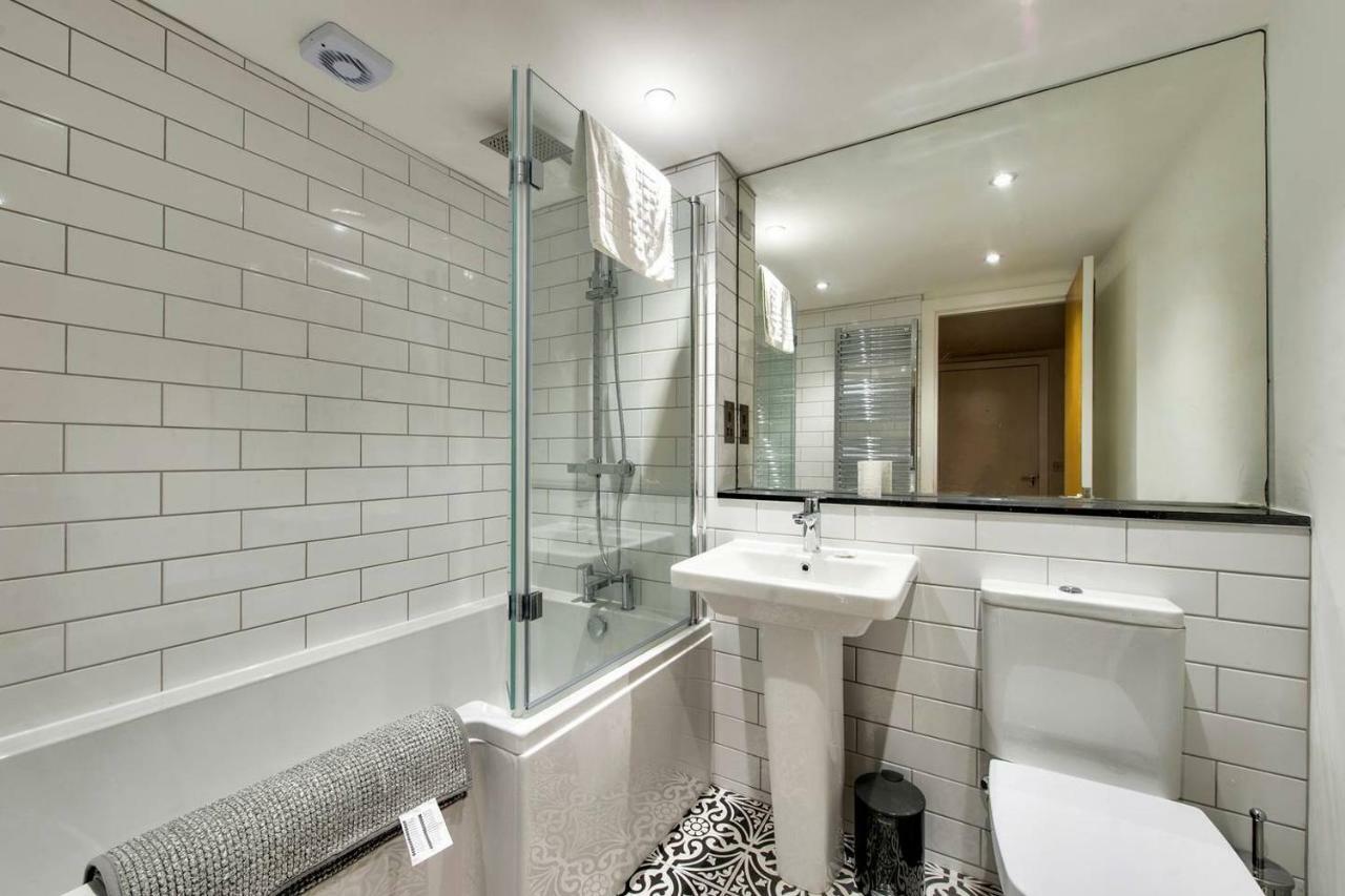 Altido Ultra Stylish Calton Road Apt W/ Parking EDI Exterior photo