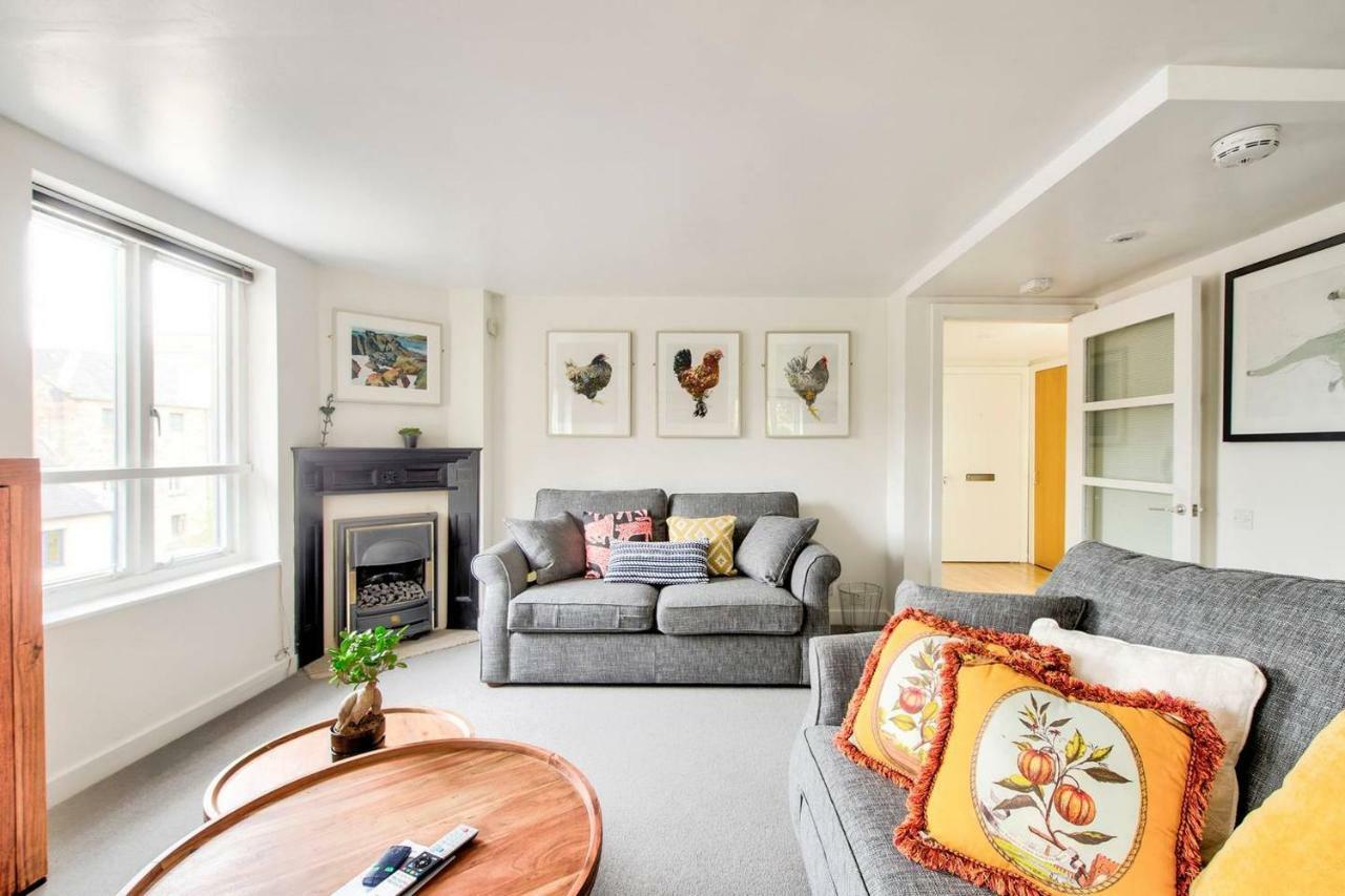 Altido Ultra Stylish Calton Road Apt W/ Parking EDI Exterior photo